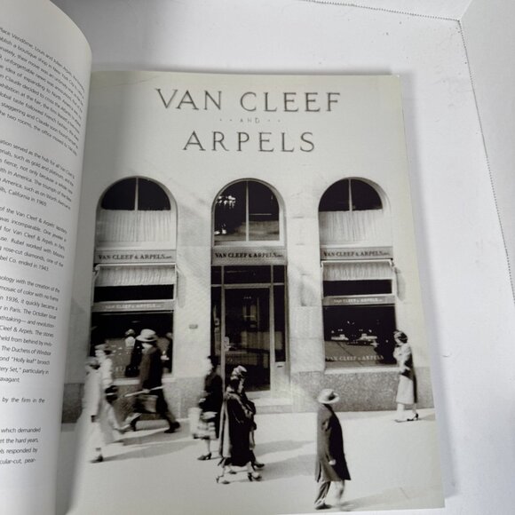 Van Cleef & Arpels Centennial Tribute • Christie’s Auction Catalog Part I • Jewe - Picture 11 of 16